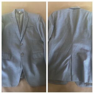 Burberry London suit jacket/blazer
Size IT 48S (US 38S)